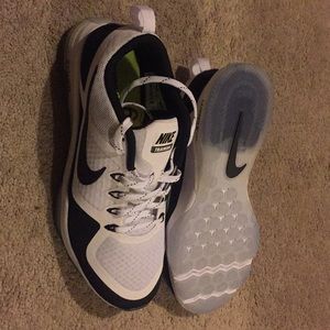 Nike training running shoes size 9 men